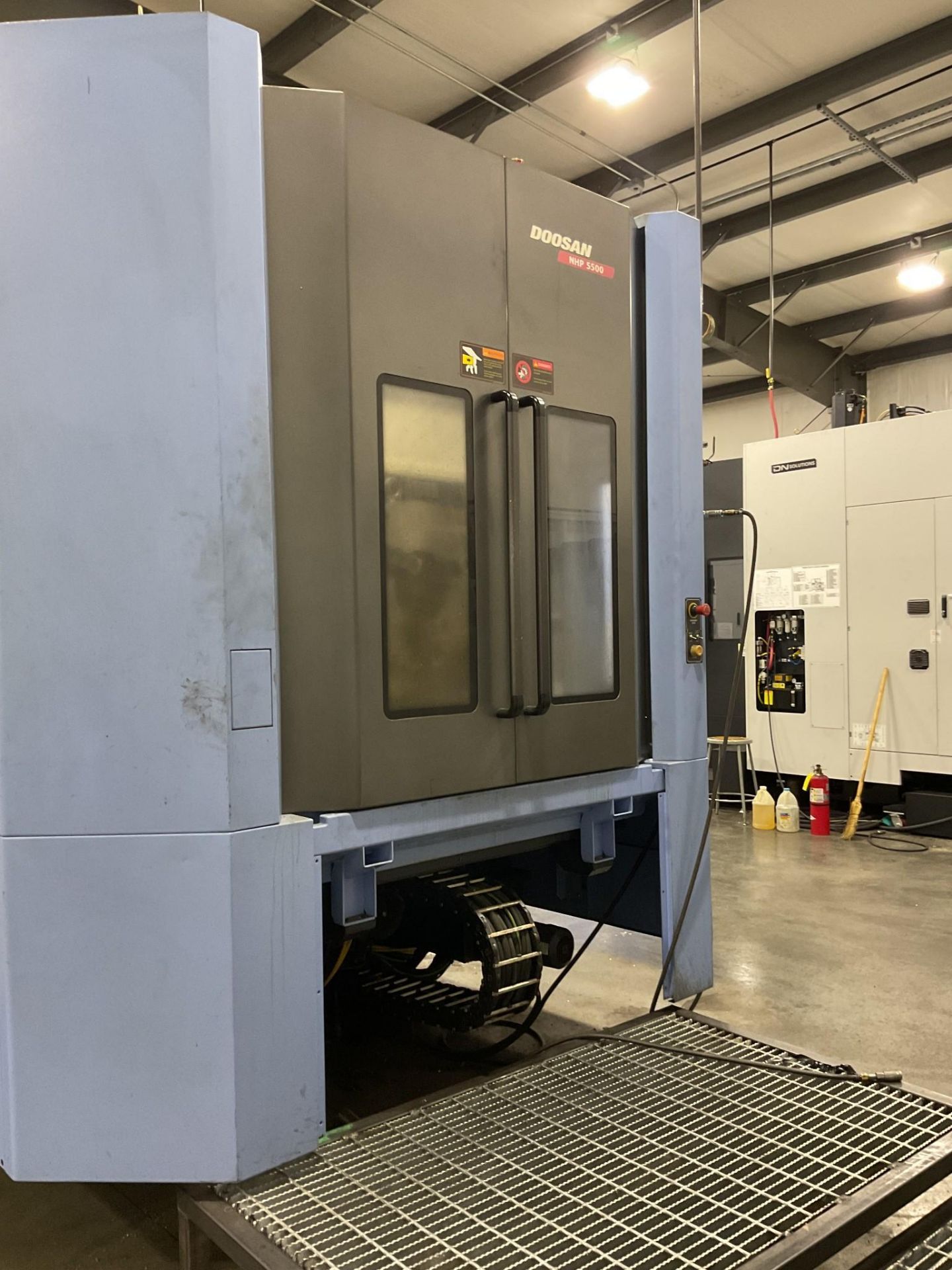 2014 DOOSAN NHP 5500 HORIZONTAL MACHINING CENTER - Image 5 of 36