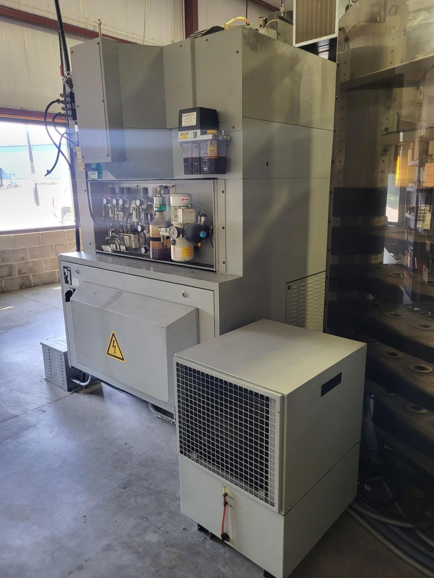 2000 MIKRON VCP 600 VERTICAL MACHINING CENTER, 42,000 RPM - Image 13 of 23