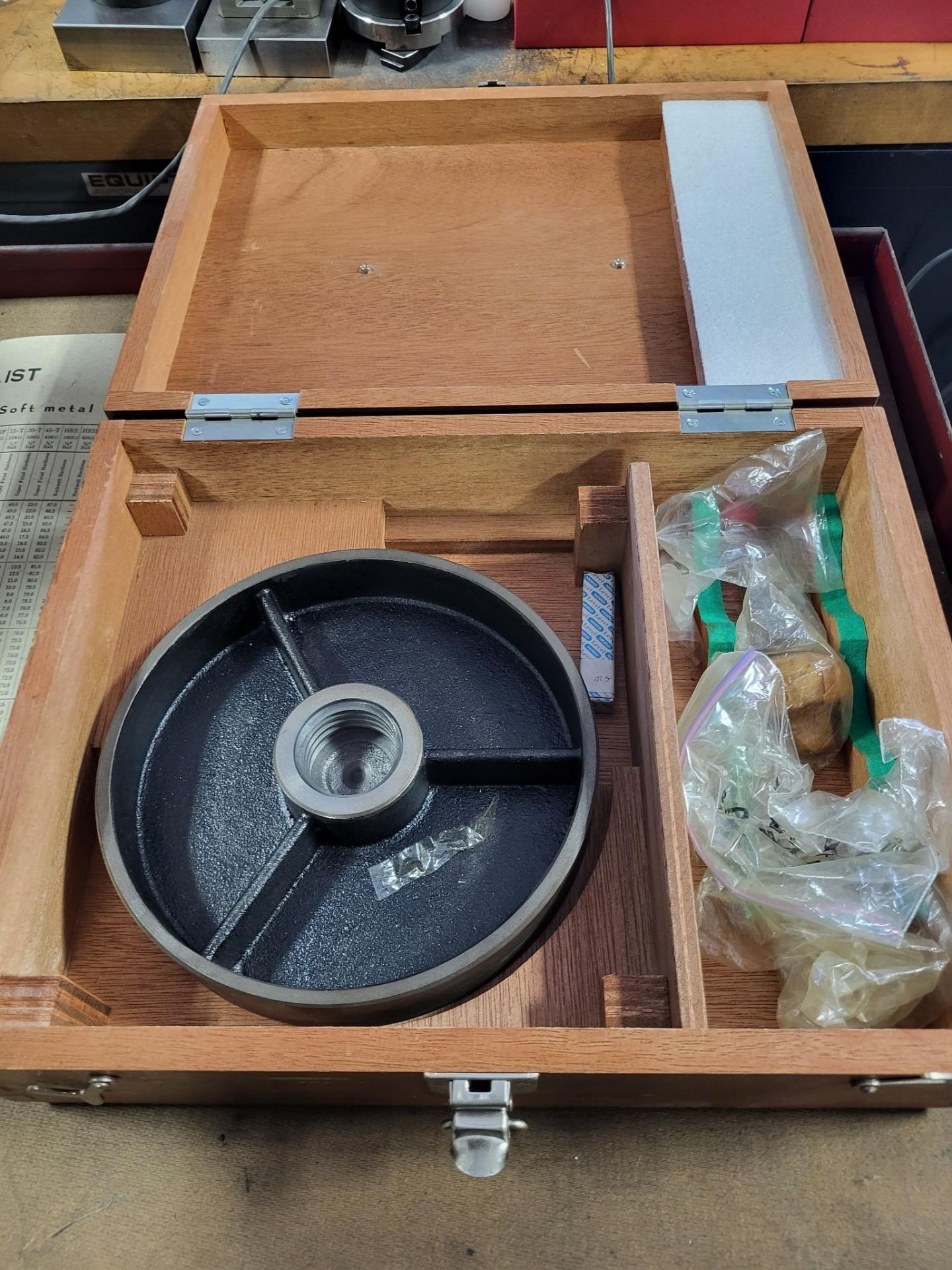 MITUTOYO 940-142-1 DIGITAL HARDNESS TESTER WITH KIT - Image 9 of 10