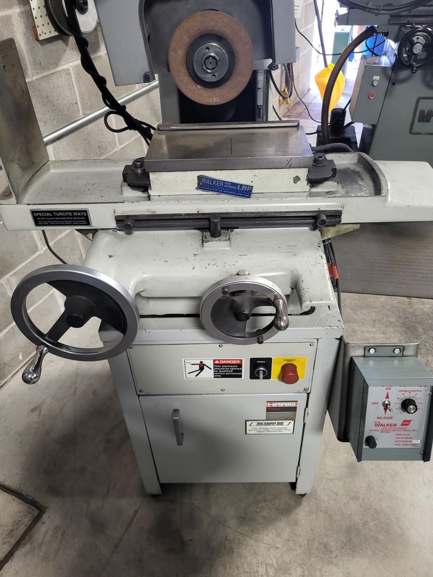 HARIG 612 SURFACE GRINDER - Image 6 of 15