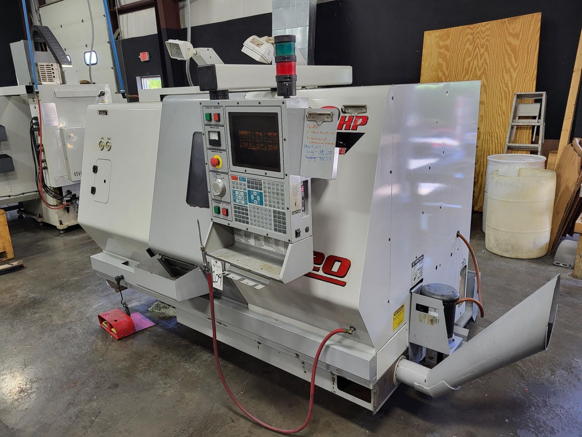 2000 HAAS SL-20 CNC LATHE - Image 3 of 13