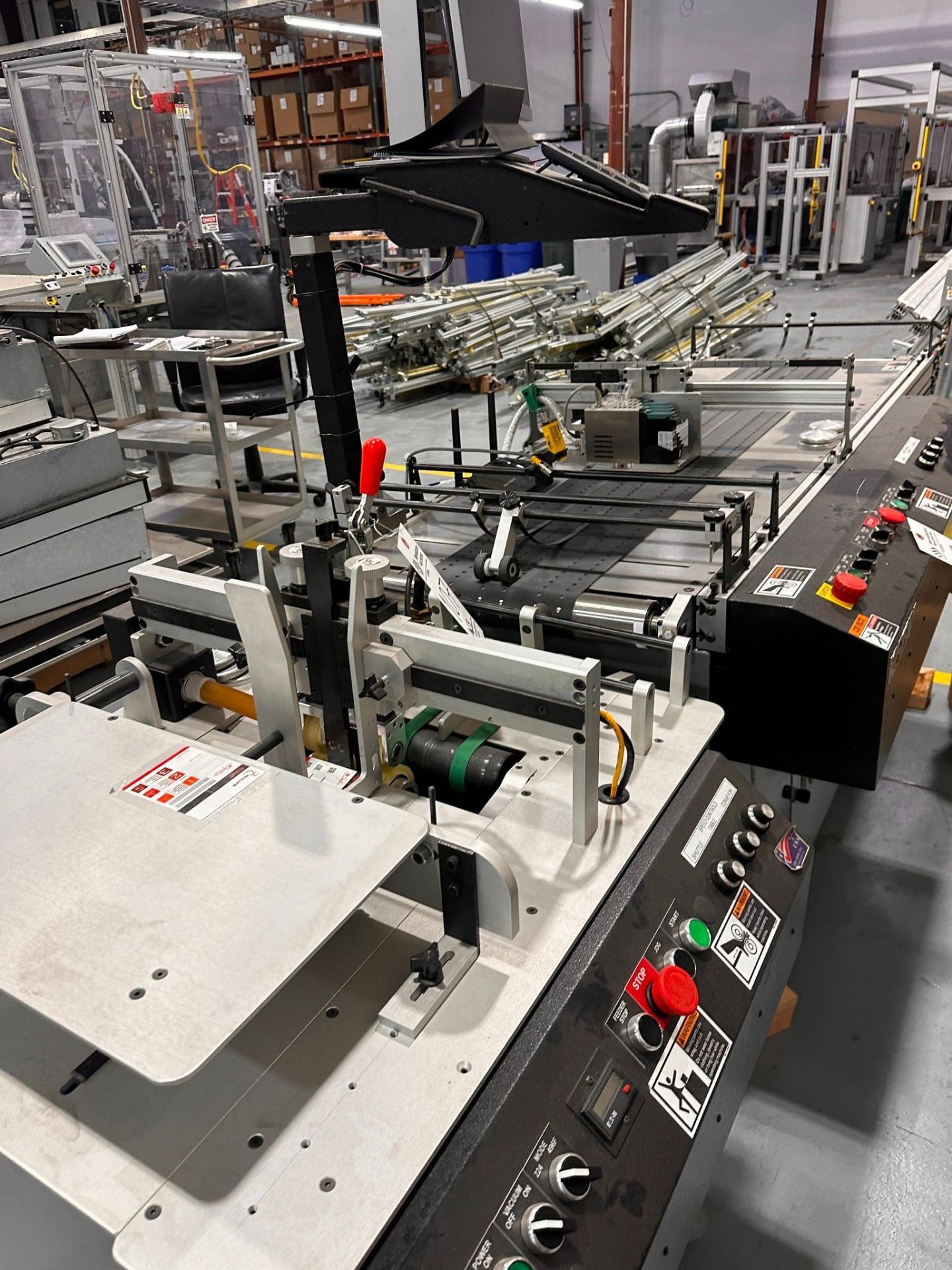 KIRK-RUDY MODEL 519V-86 LABELING AND ENCODING SYSTEM CONSISTING MODEL 224 -DM LABEL FEEDER - Image 2 of 25