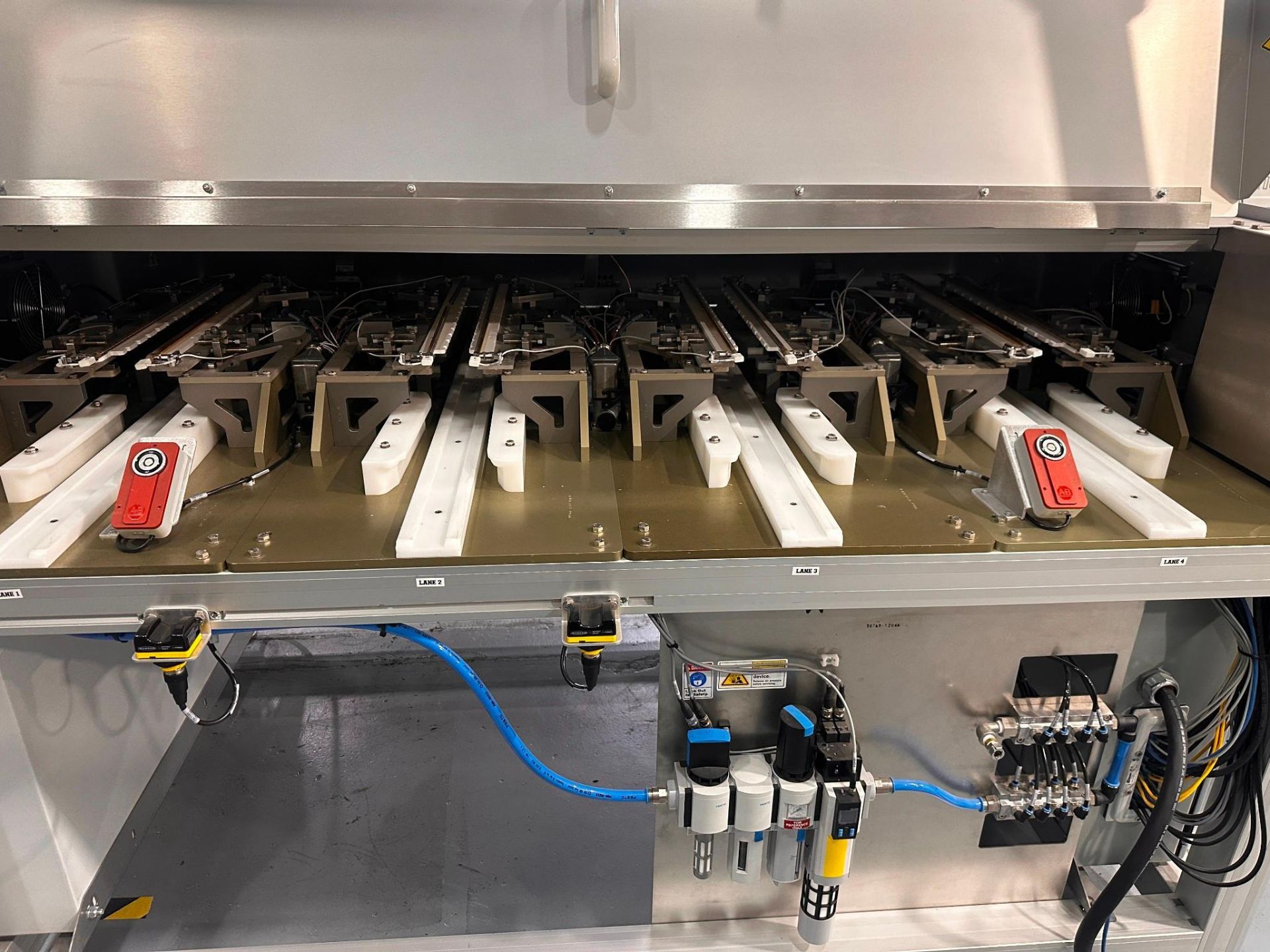 BOTTOM CONNECTER HEAT SHRINK STATION - Image 6 of 8