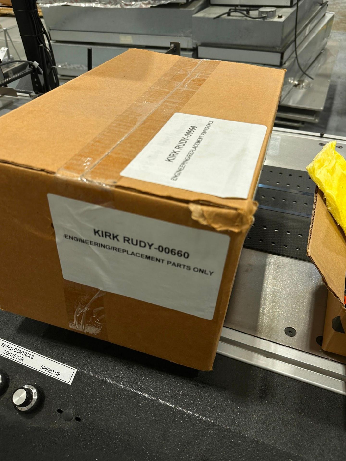 KIRK-RUDY MODEL 519V-86 LABELING AND ENCODING SYSTEM CONSISTING MODEL 224 -DM LABEL FEEDER - Image 21 of 25