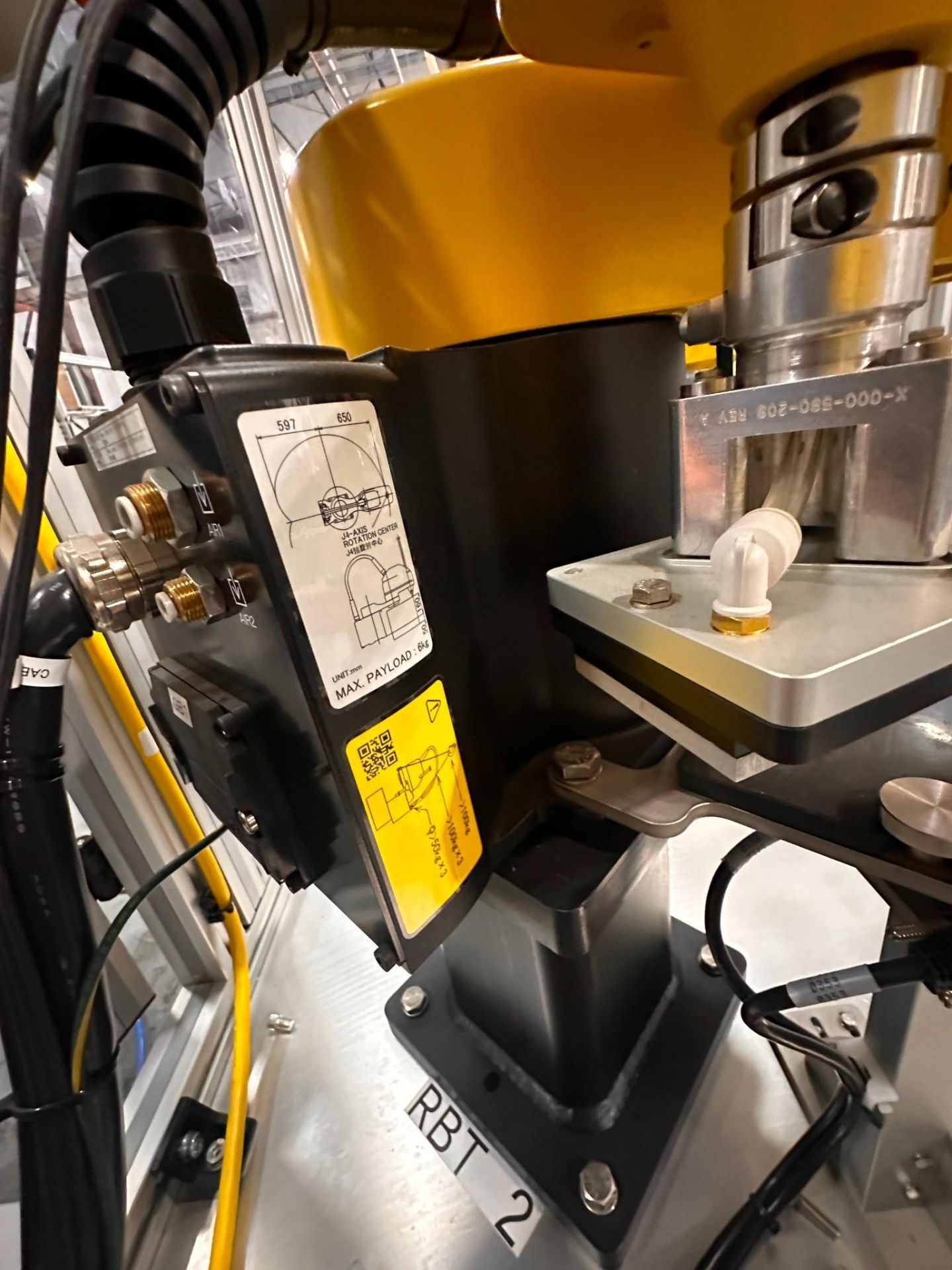 ROBOT LABELING STATION, CONSISTING OF FANUC SCARA ROBOT SR-6IA MFG 2020 - Image 12 of 18