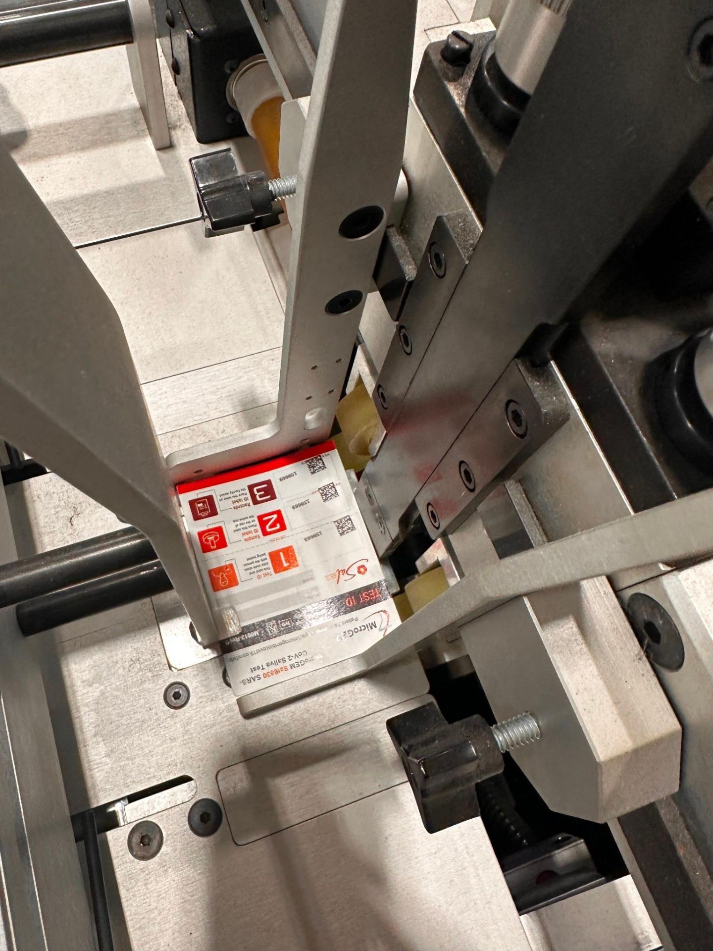 KIRK-RUDY MODEL 519V-86 LABELING AND ENCODING SYSTEM CONSISTING MODEL 224 -DM LABEL FEEDER - Image 13 of 25