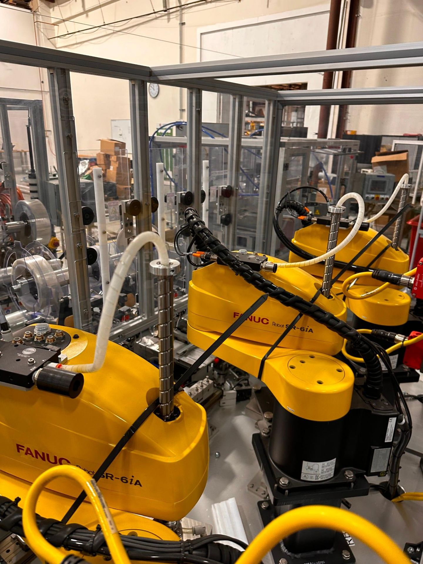 ROBOT LABELING STATION, CONSISTING OF FANUC SCARA ROBOT SR-6IA MFG 2020 - Image 7 of 18