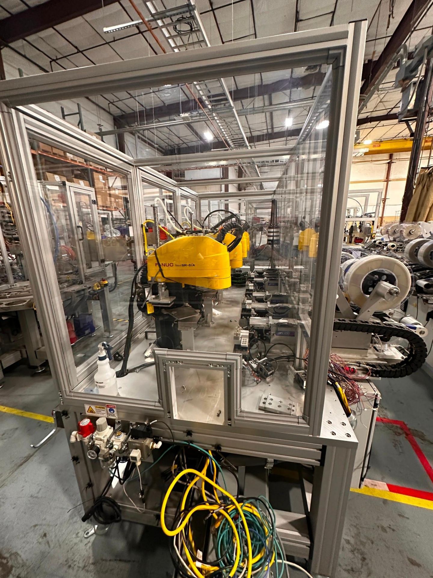 ROBOT LABELING STATION, CONSISTING OF FANUC SCARA ROBOT SR-6IA MFG 2020 - Image 3 of 18