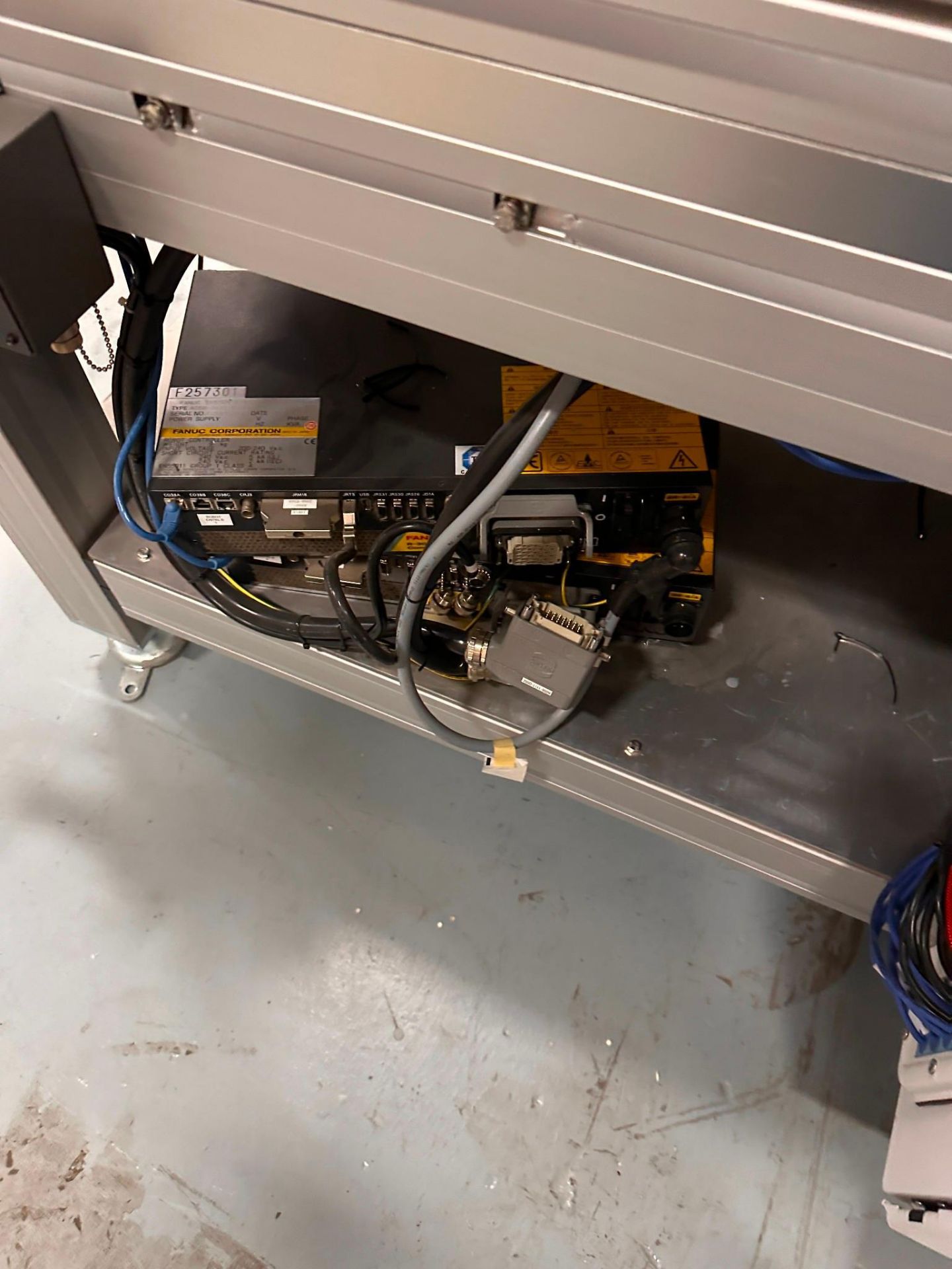 ROBOT LABELING STATION, CONSISTING OF FANUC SCARA ROBOT SR-6IA MFG 2020 - Image 15 of 18