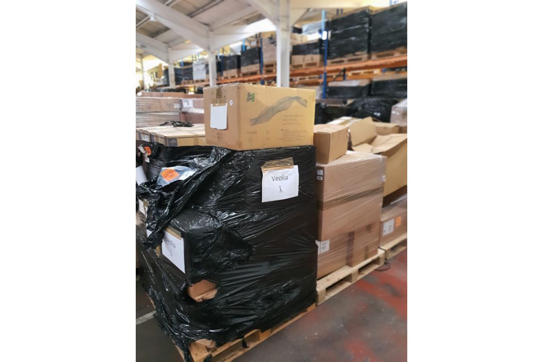 20 pallets worth of Various PPE equipment - see description for details - Image 2 of 18