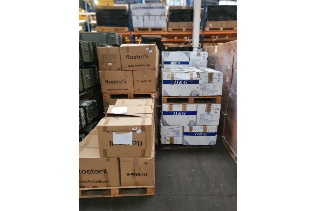 20 pallets worth of Various PPE equipment - see description for details - Image 18 of 18
