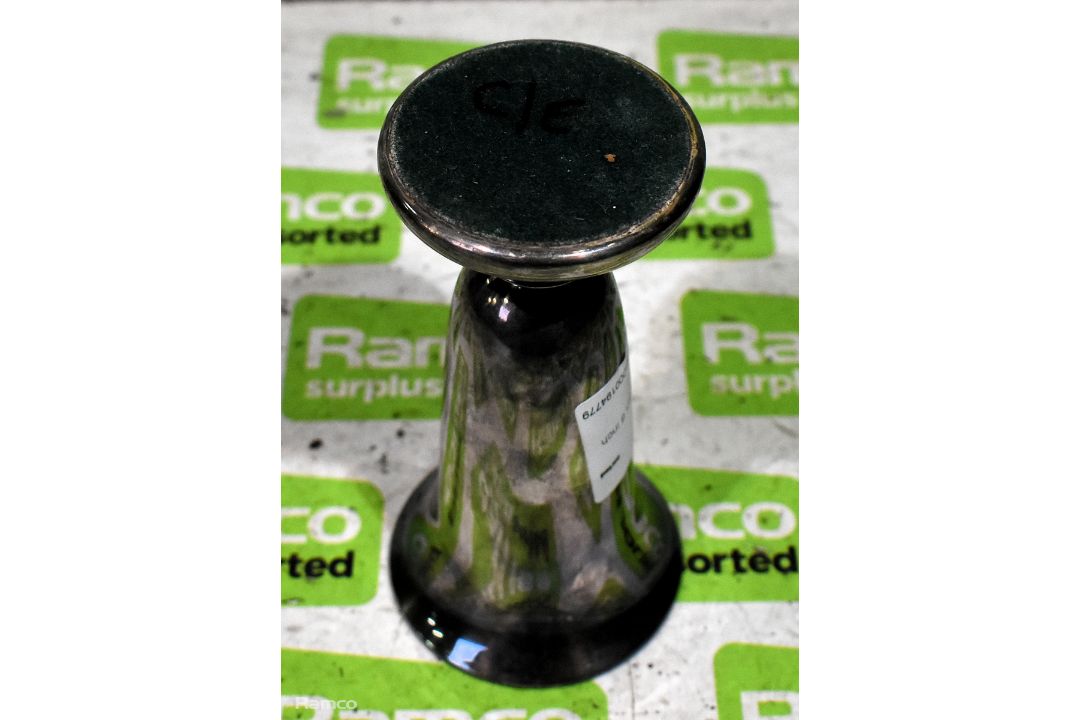 Silver plated church 6 inch vase - Image 4 of 5