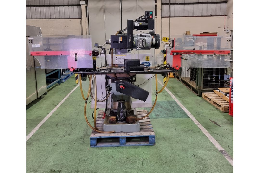 Hardinge Bridgeport EZPLUS CNC milling machine - Serial No: HDNG 4130 - 380V - 3 phase - Image 3 of 14