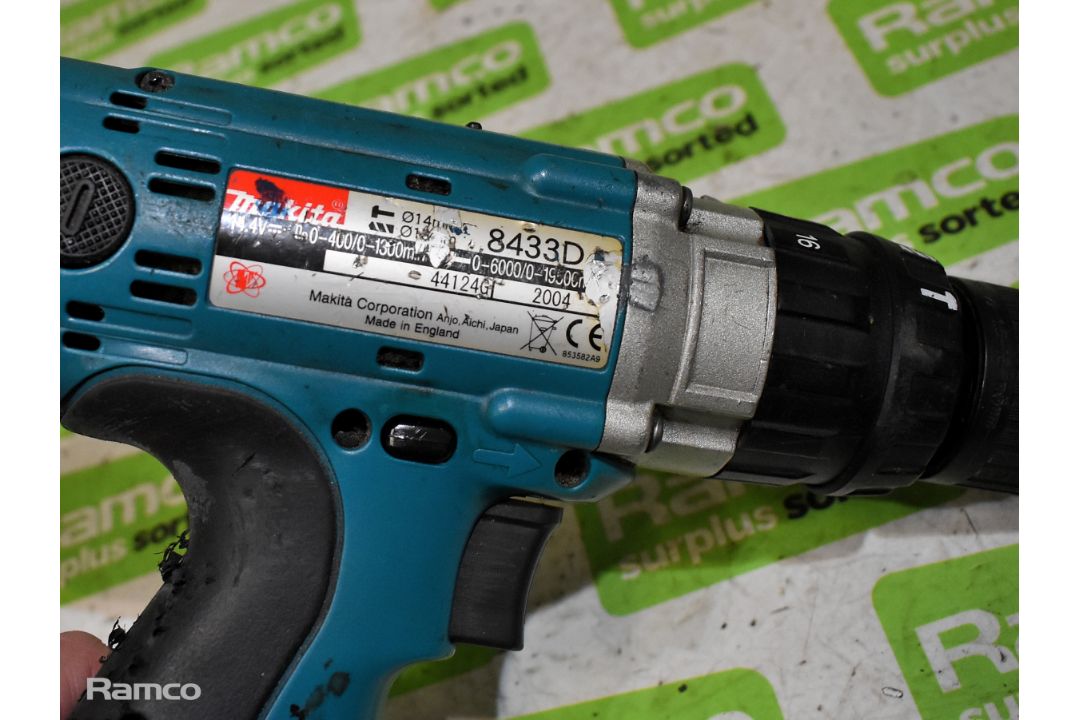 Makita cordless drills - full details in description - Image 4 of 8