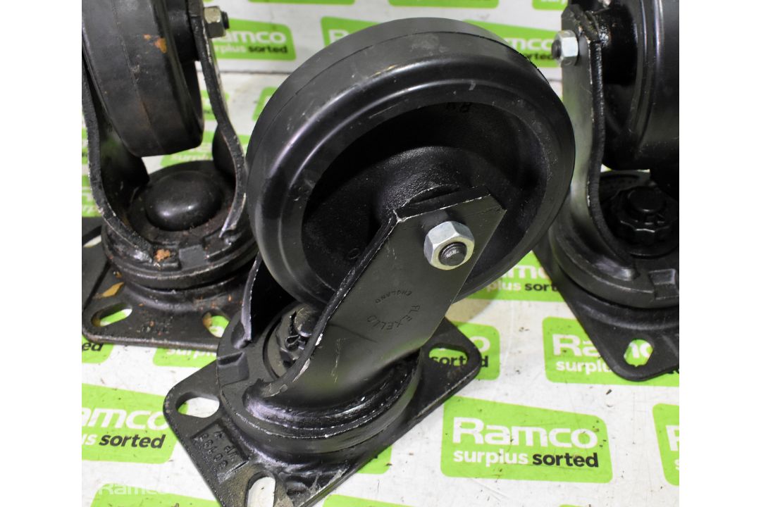 4x Heavy duty 150mm cast swivel castors - Image 6 of 7