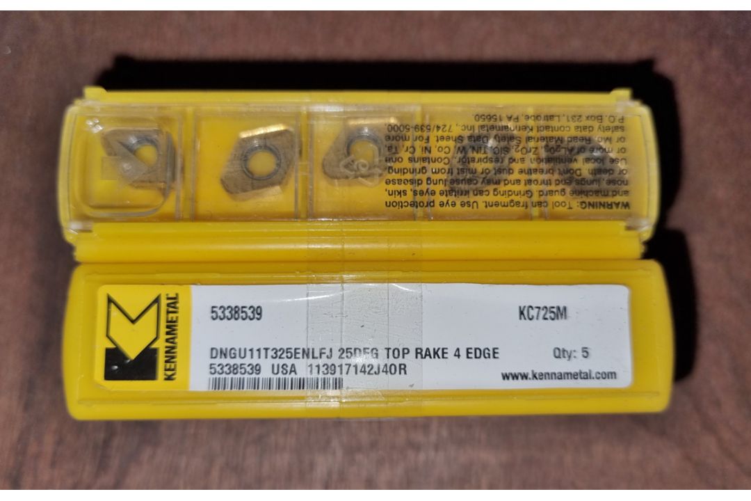 6x sets of Kennametal DNGU11T324ENLFJ 25DEG Top Rake 4 Edge thread inserts - 10 packs per set - Image 3 of 4
