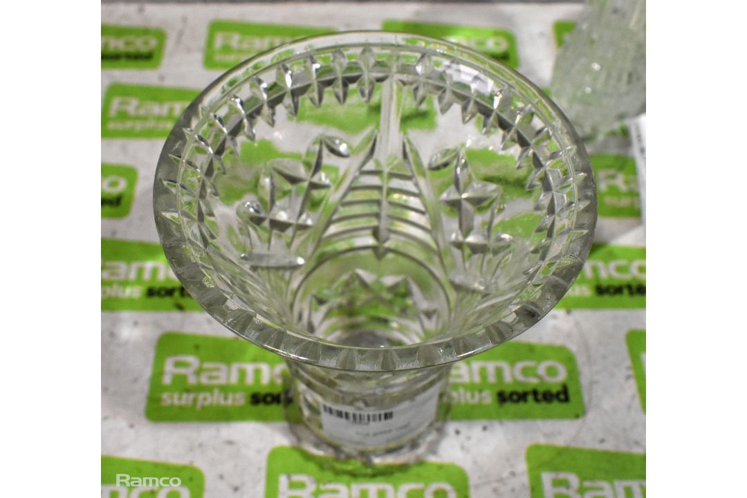 Cut glass vase & Pair of Small decorated glass vases - Image 3 of 4