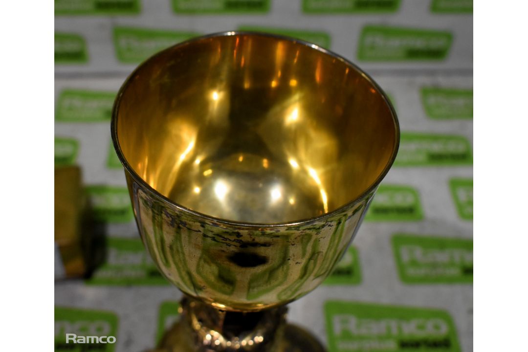 Decorative brass church chalice & Brass communion bread holder container - Image 3 of 6