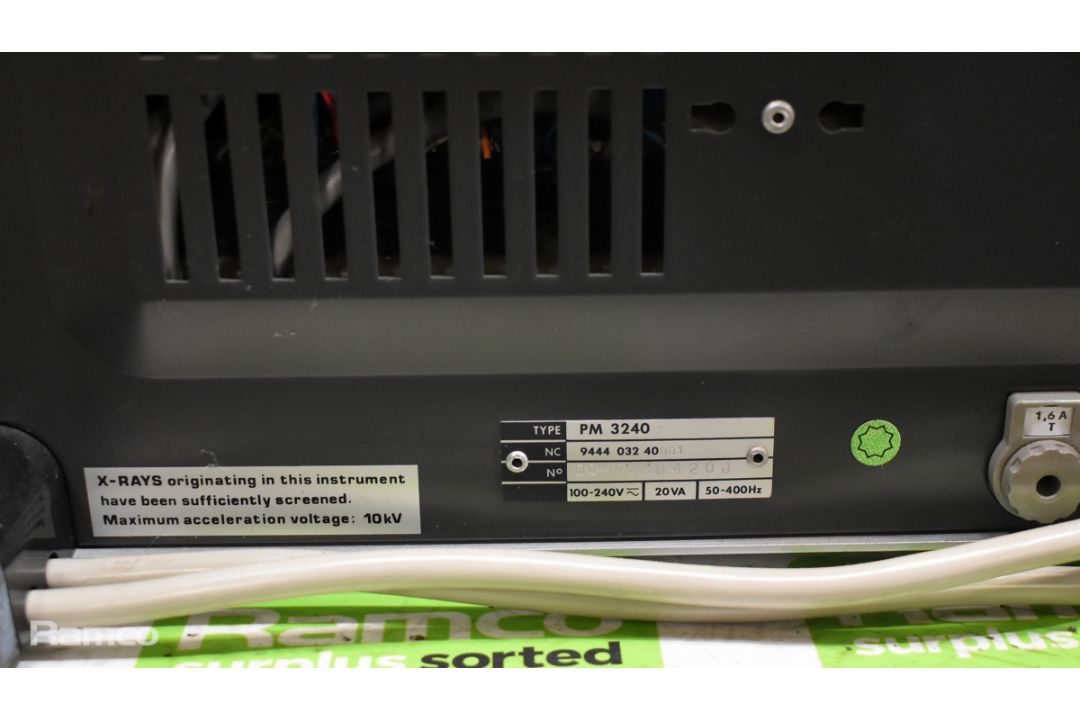 Philips PM 3240 50MHz portable dual-trace oscilloscope - Image 6 of 6