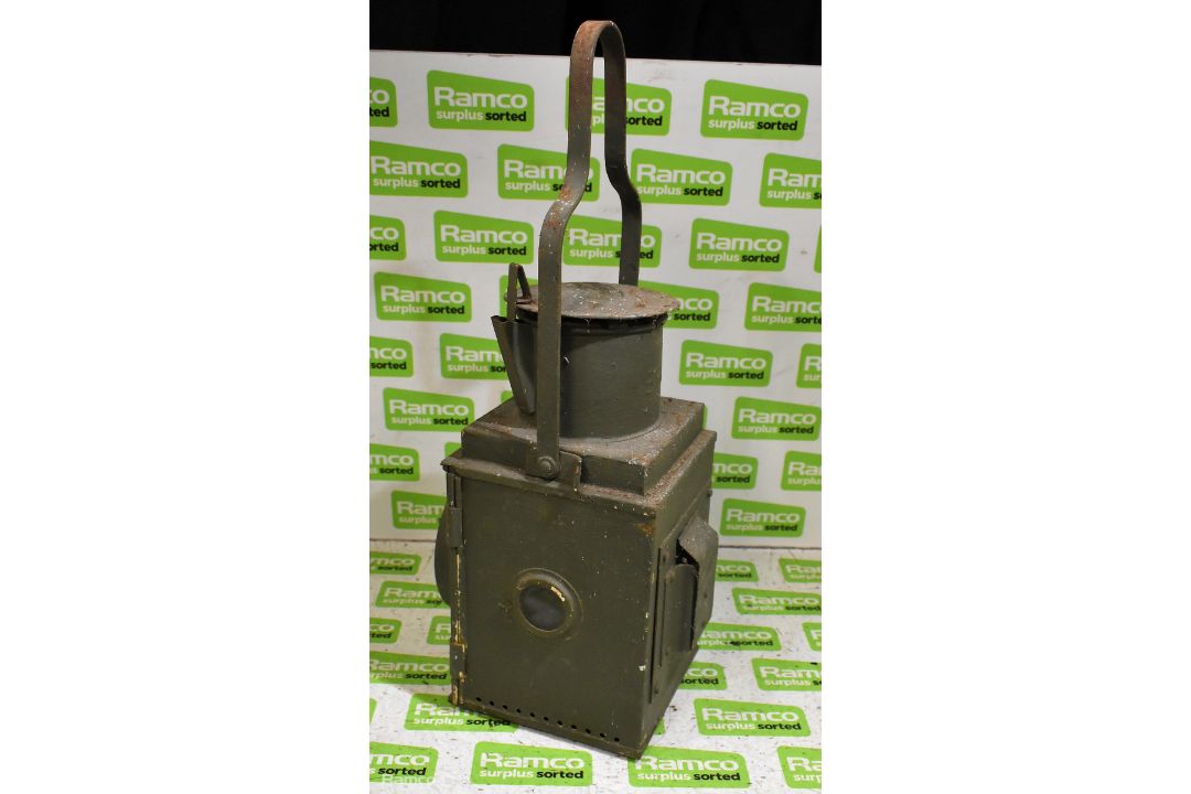 Vintage paraffin railway signal lantern lamp - Image 4 of 6
