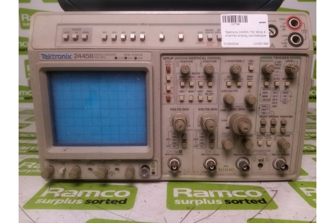 Tektronix 2445A 150 MHz 4 channel analog oscilloscope - Image 2 of 4