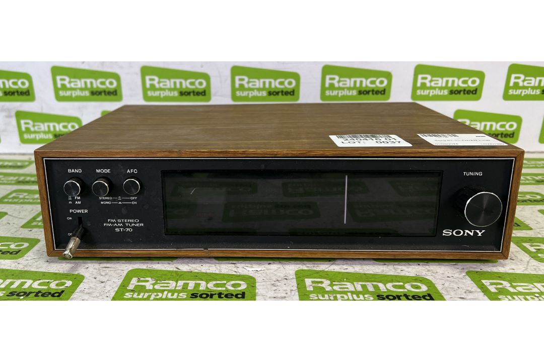 Sony ST-70 FM/AM tuner - Image 1 of 3