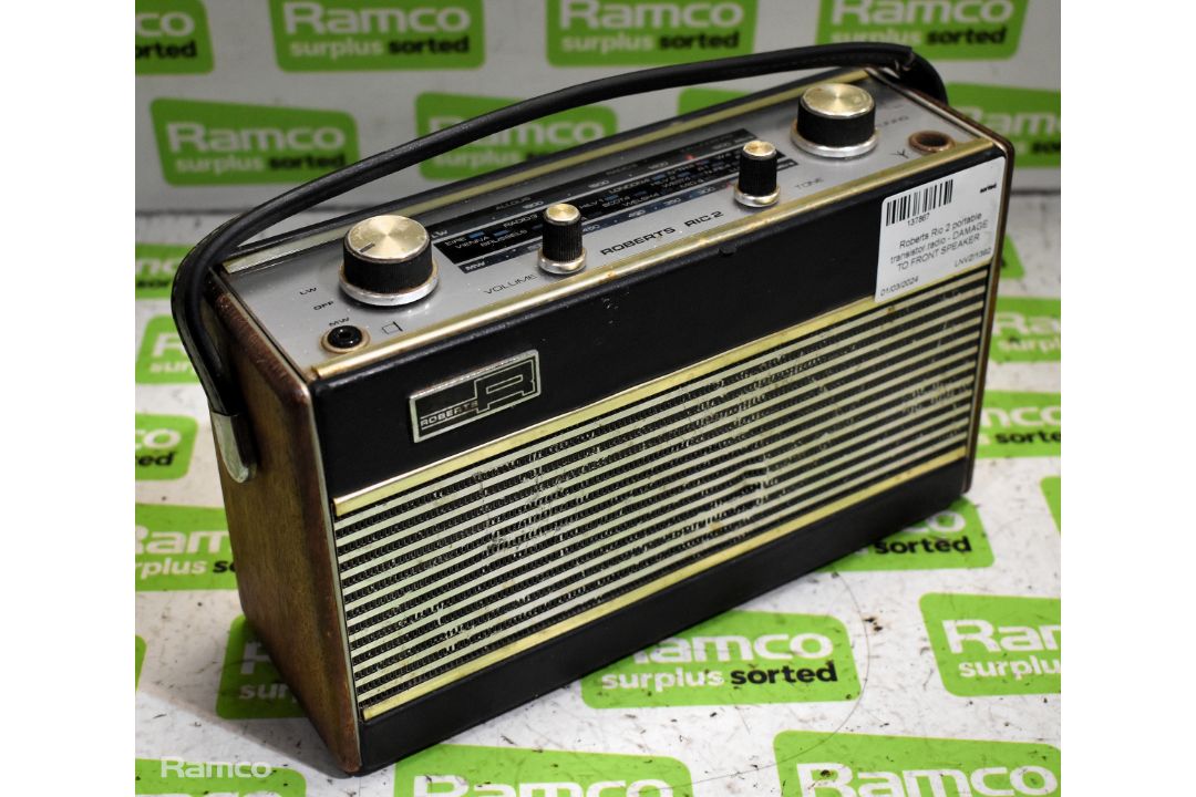 Roberts Ric 2 portable transistor radio - DAMAGE TO FRONT SPEAKER - Image 2 of 6