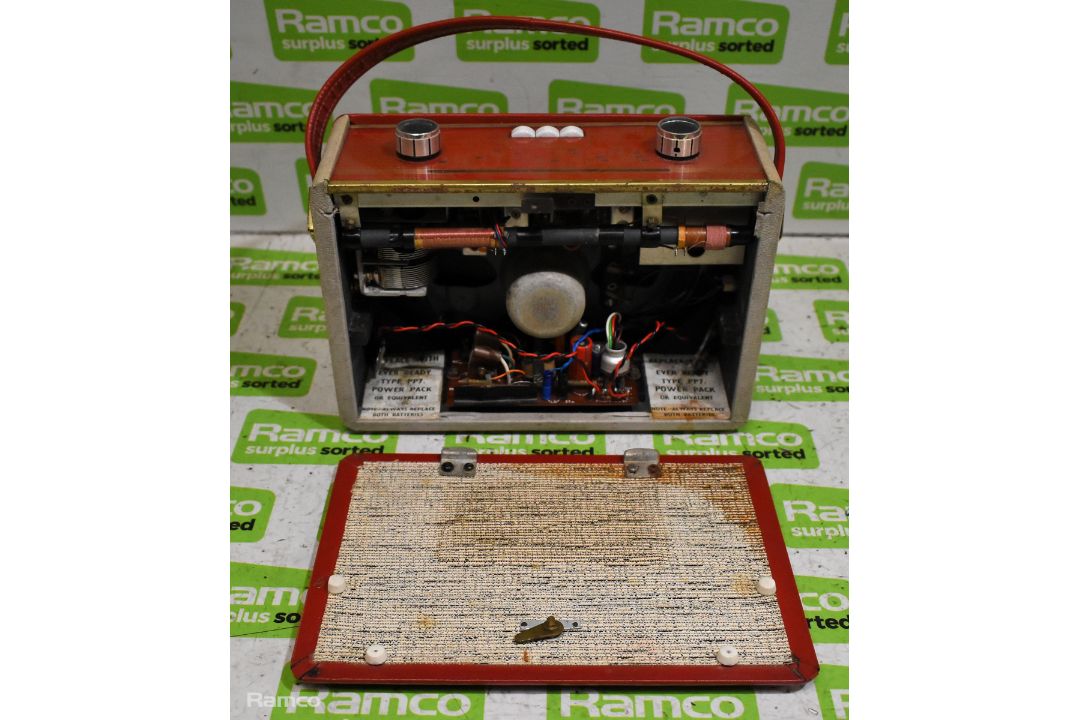 Hacker Mini-Herald RP17 portable transistor radio - Image 5 of 6