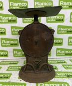 Salter's No.25 postal parcel balance scales