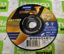 16x boxes of Norton Quantum 3 grinding wheels - 125 x 7.0 x 22.23 - approx 10 wheels per box