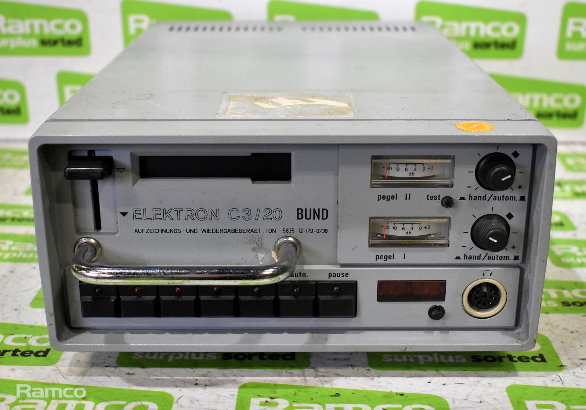 Racal military radio vehicle interface and Elektron C3/20 - Image 6 of 8