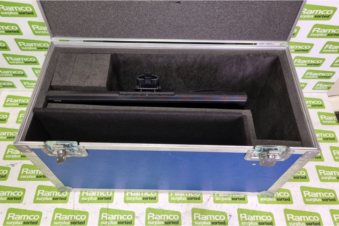 Iiyama ProLite E2280HS-B1 22 inch LED monitor with flight case - FAULTY (LINE ON SCREEN) - Image 6 of 7
