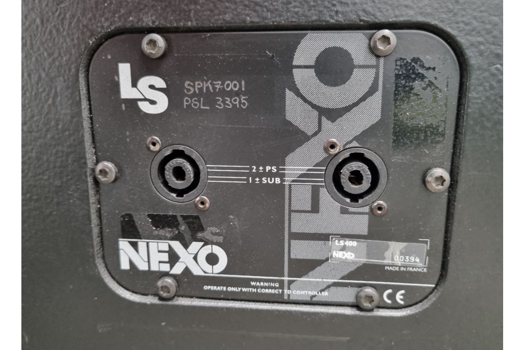 2x Nexo LS400 subwoofers with flight case - Image 4 of 8