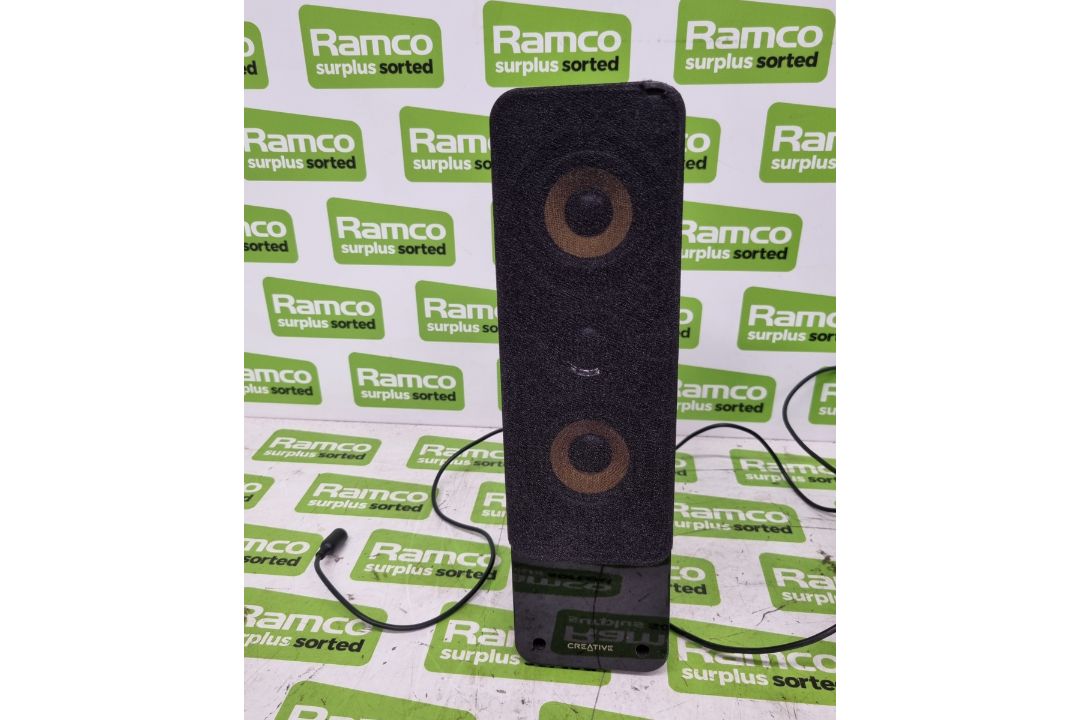 Creative Gigaworks T40 Series II 2.0 high-end speakers with flight case - Image 4 of 9