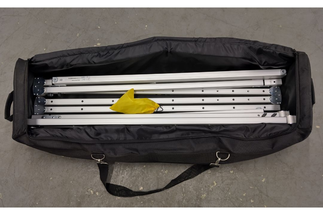 AV Stumpfl Monoblox 32 screen W 4880 x H 2740mm drape kit with transportation bag - FRAME ONLY - Image 1 of 3