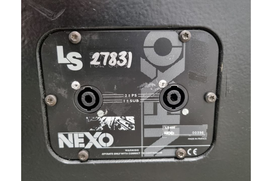 2x Nexo LS400 subwoofers with flight case - Image 5 of 8