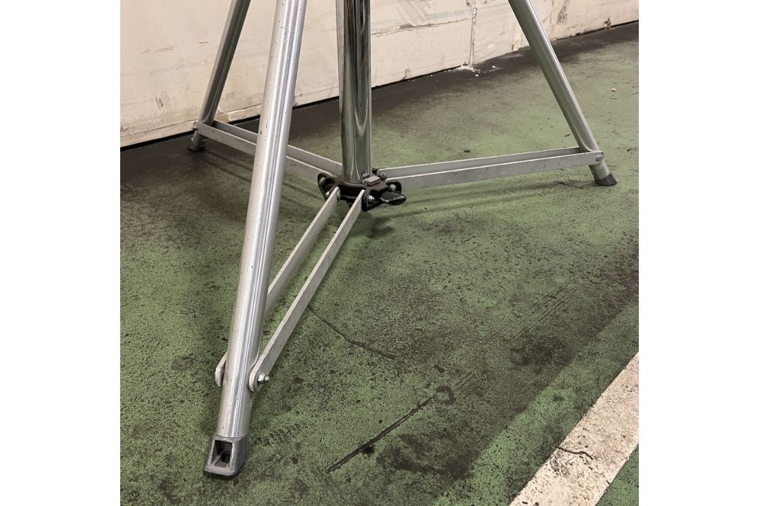 Manfrotto collapsible spot light stand - max height: 1470mm - Image 4 of 6