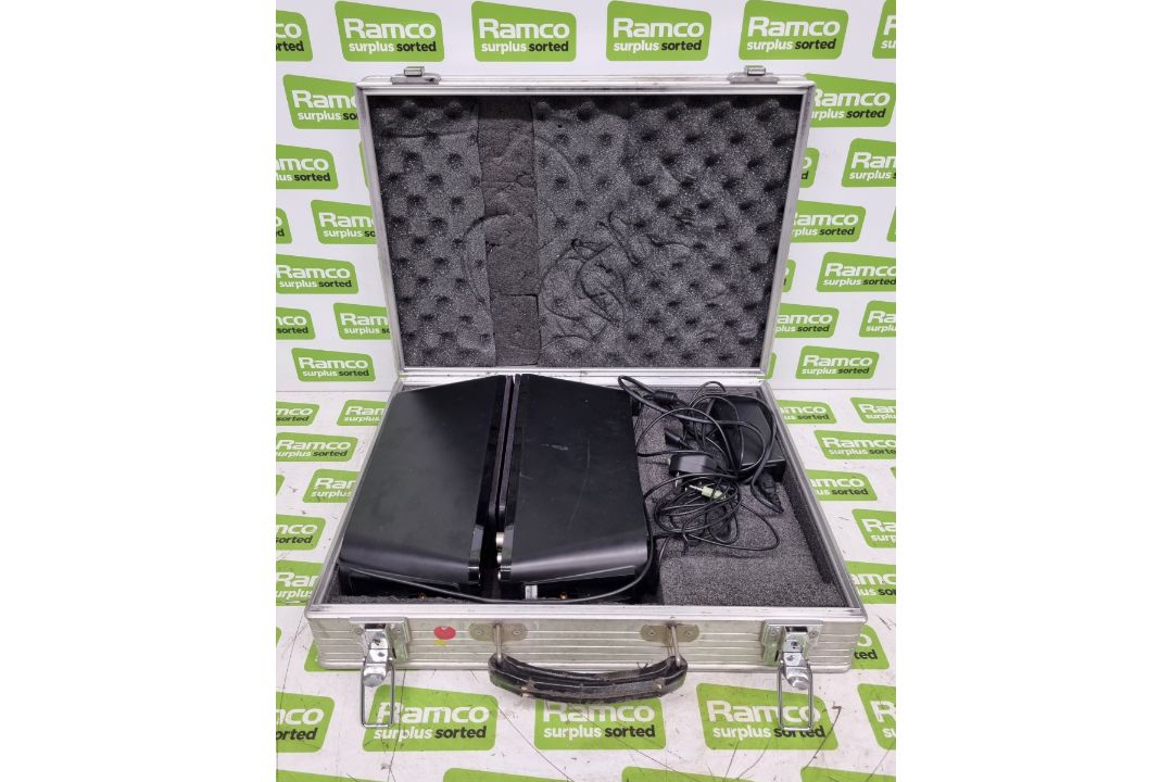 Creative Gigaworks T40 Series II 2.0 high-end speakers with flight case - Image 1 of 9