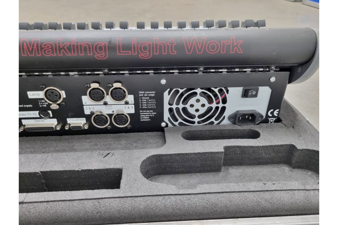 Avolites Pearl Tiger lighting console with flight case - Image 7 of 9