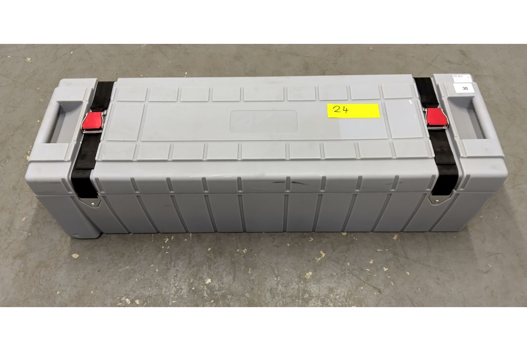 AV Stumpfl Monoblox 32 screen W 3250 x H 1830mm drape kit with transportation case - FRAME ONLY - Image 4 of 4