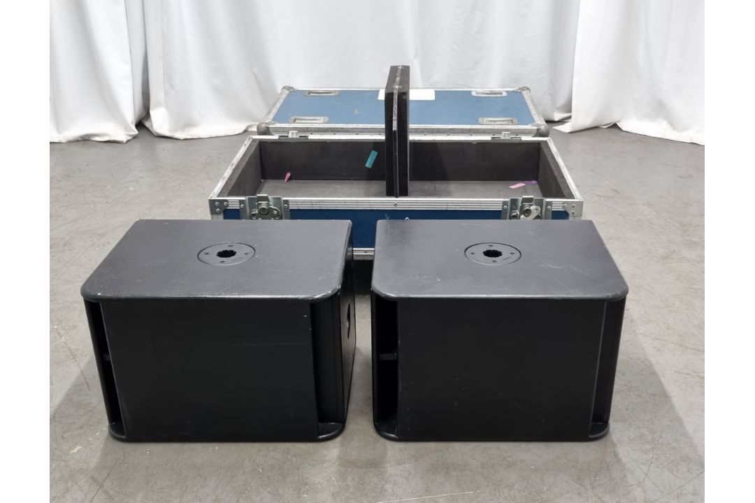2x Nexo LS400 subwoofers with flight case - Image 3 of 8