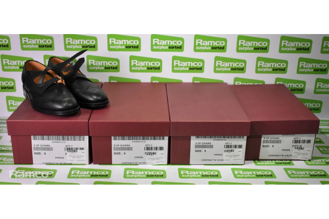 4x Pairs of British Army Piper brogue shoes - Size 9S - Image 1 of 6