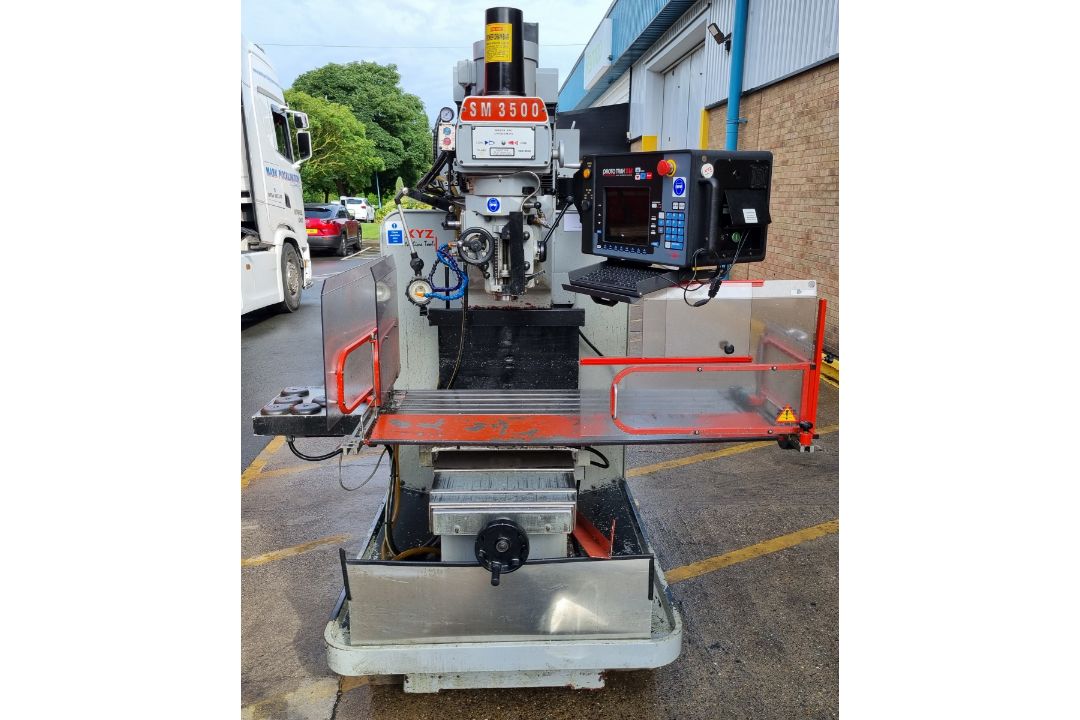 XYZ SM 3500 Turret milling machine - W 2180 x D 1960 x H 2250mm - full details in description - Image 2 of 15