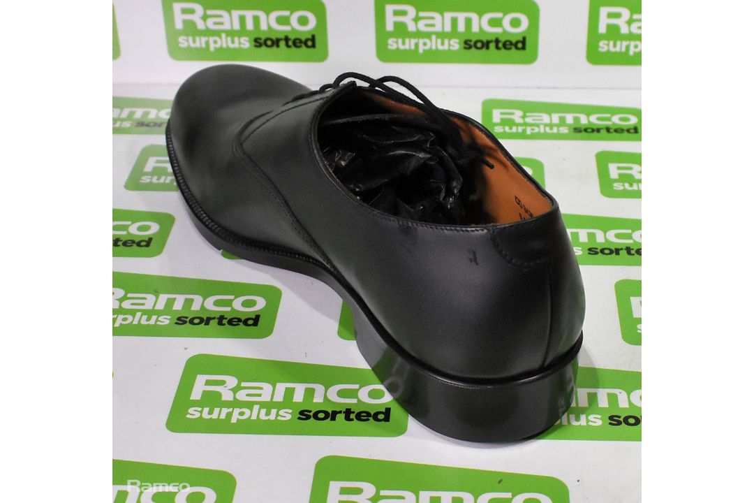 3x Pairs of British Forces service shoes - Black - Size 14.5L - Image 4 of 5