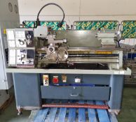 Colchester Bantam 2000 lathe - W 1570 x D 800 x H 1360mm - full details in description
