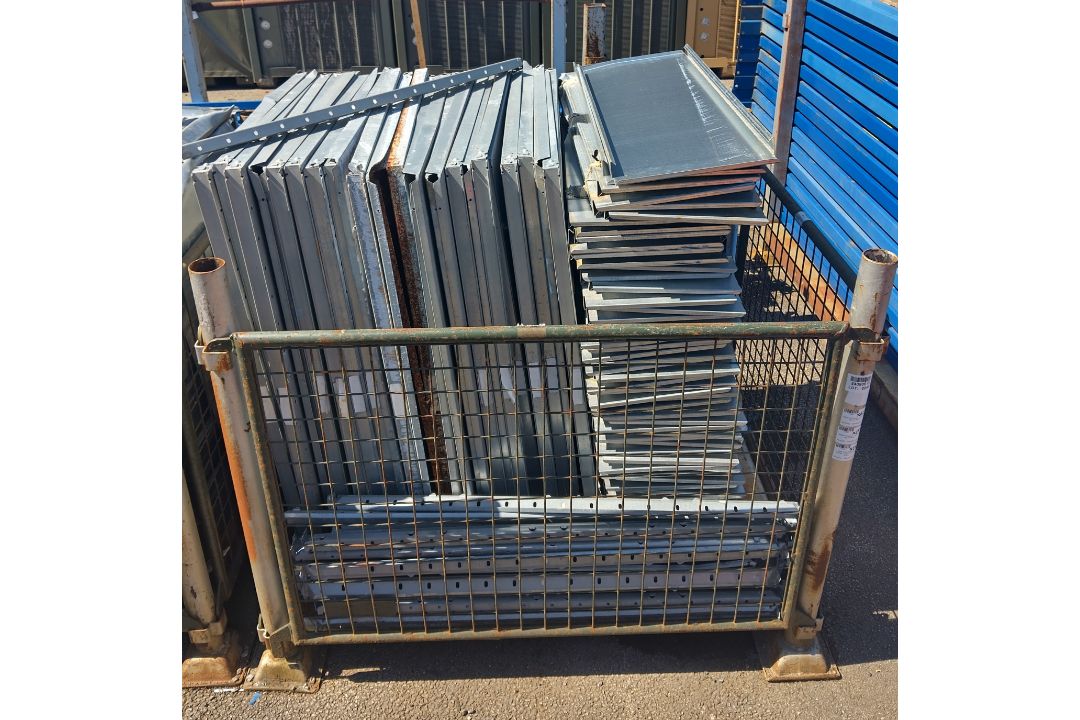 90x Metal shelf panels & 23x Metal cross beam/shelf bracket - Full details in description - Image 3 of 3