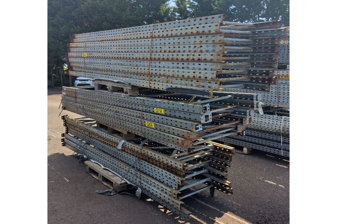 23x Grey uprights -Full details in description - Image 2 of 2