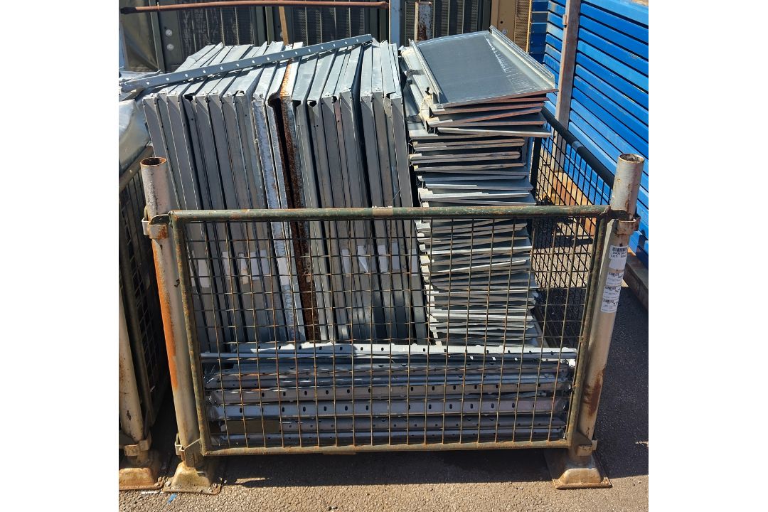 90x Metal shelf panels & 23x Metal cross beam/shelf bracket - Full details in description - Image 1 of 3