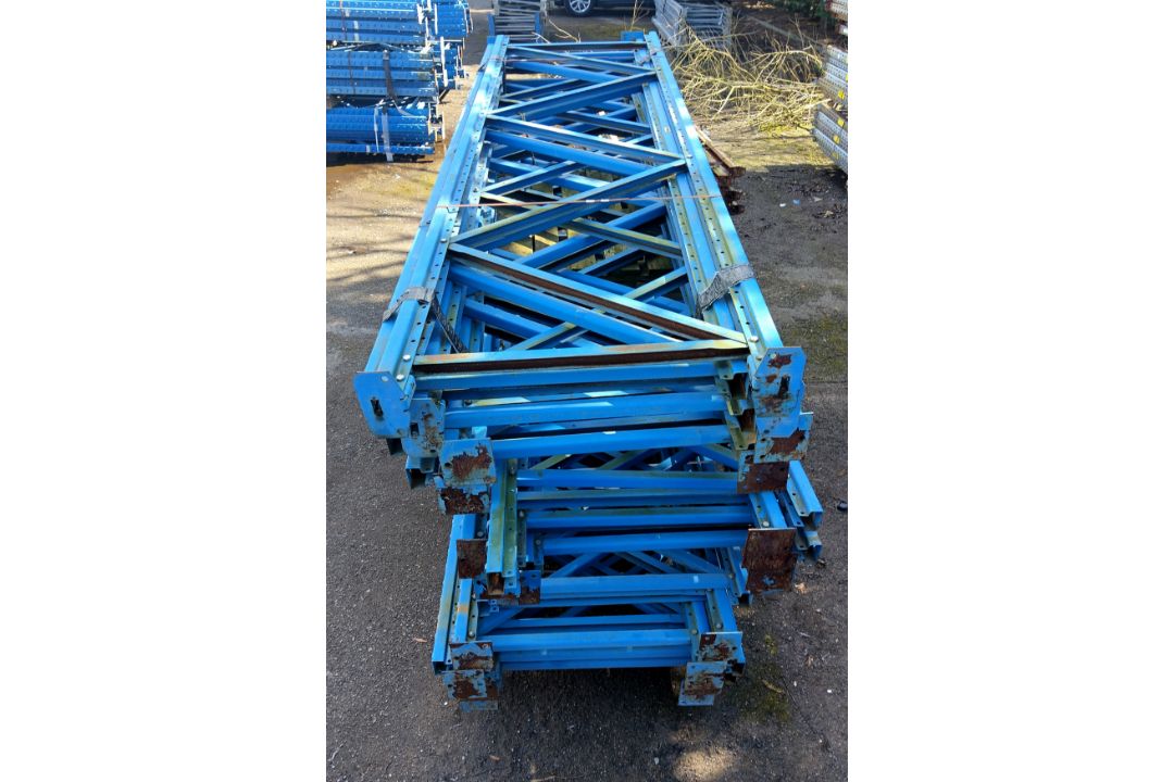 21x Blue uprights - Full details in description - Image 3 of 3