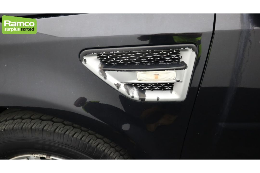Land Rover Freelander 2 S TD4 2179CC diesel - AV09 DFZ - Black - 97684 miles - MOT 23/05/2025 - Image 51 of 57